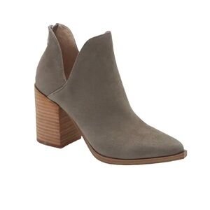 Steve Madden Cedar Bootine Gray Suede Size 11 V Cutout Stacked Block Heel